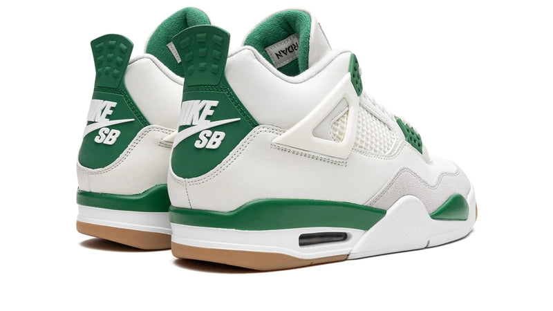 Air Jordan 4 Retro 'Pine Green' – Deep Forest Green & Black AJ4 with Premium Nubuck & Gum Sole